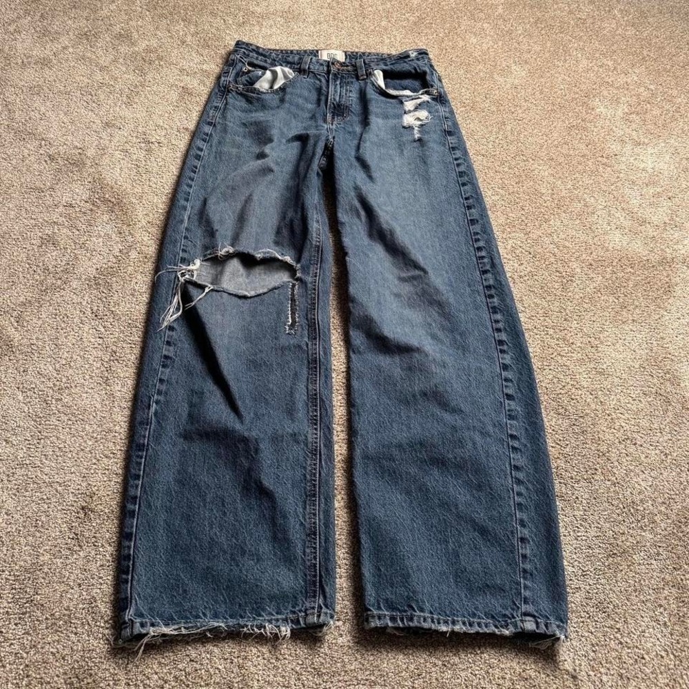 BDG DISTRESSED "TAPERED BAGGY" DENIM